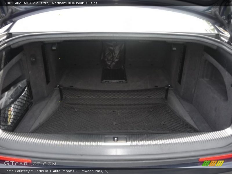  2005 A8 4.2 quattro Trunk