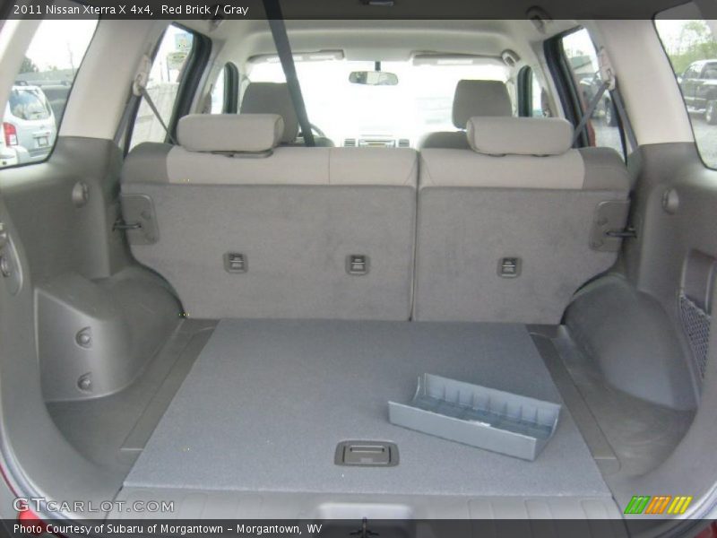  2011 Xterra X 4x4 Trunk