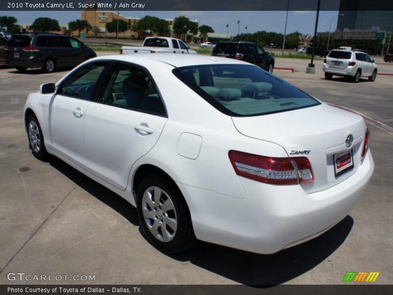 Super White / Ash Gray 2010 Toyota Camry LE
