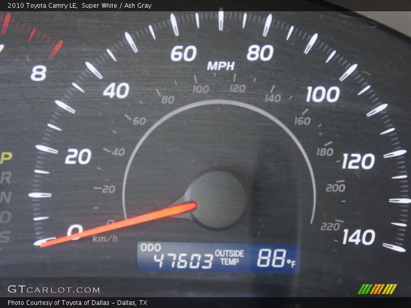 Super White / Ash Gray 2010 Toyota Camry LE