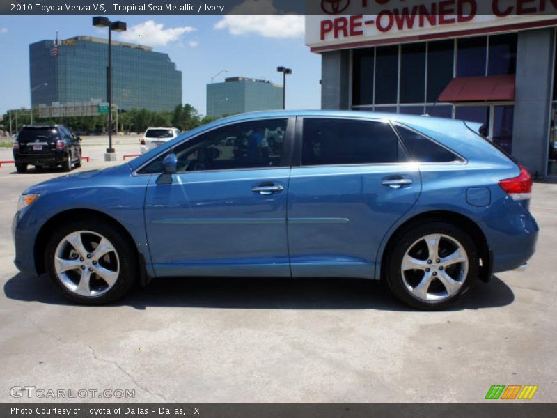 Tropical Sea Metallic / Ivory 2010 Toyota Venza V6