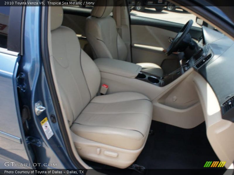 Tropical Sea Metallic / Ivory 2010 Toyota Venza V6