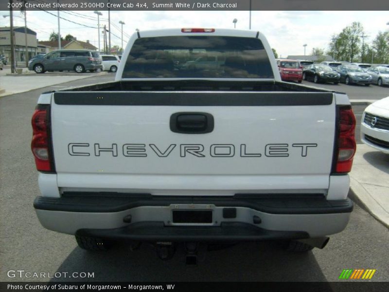 Summit White / Dark Charcoal 2005 Chevrolet Silverado 2500HD Crew Cab 4x4