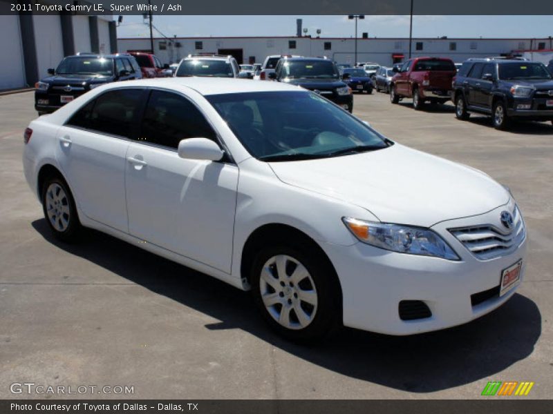Super White / Ash 2011 Toyota Camry LE