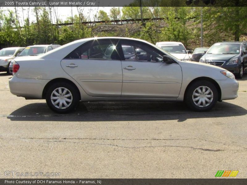 Lunar Mist Metallic / Gray 2005 Toyota Camry LE