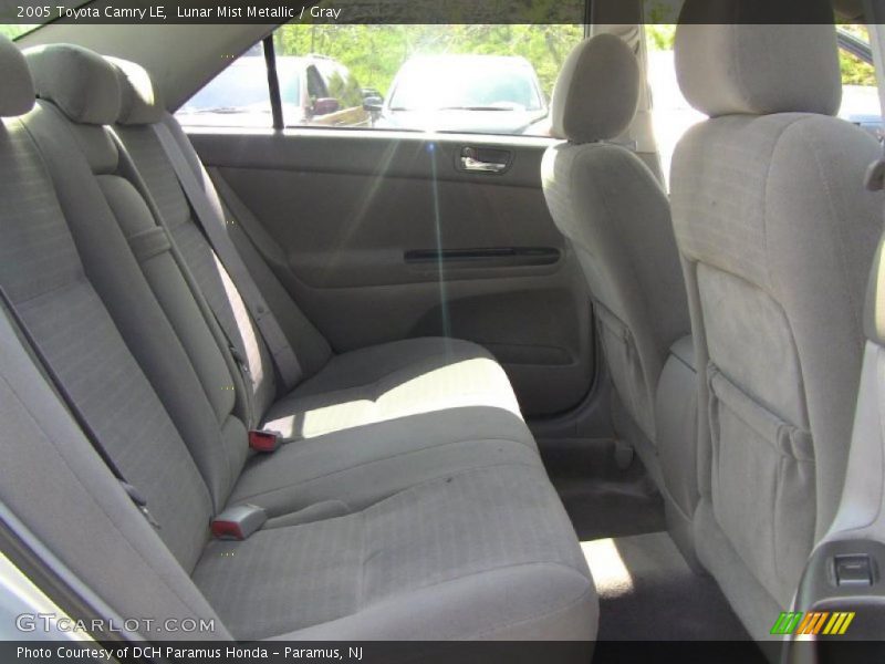 Lunar Mist Metallic / Gray 2005 Toyota Camry LE