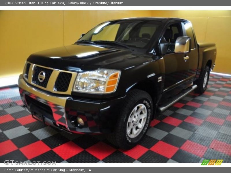 Galaxy Black / Graphite/Titanium 2004 Nissan Titan LE King Cab 4x4