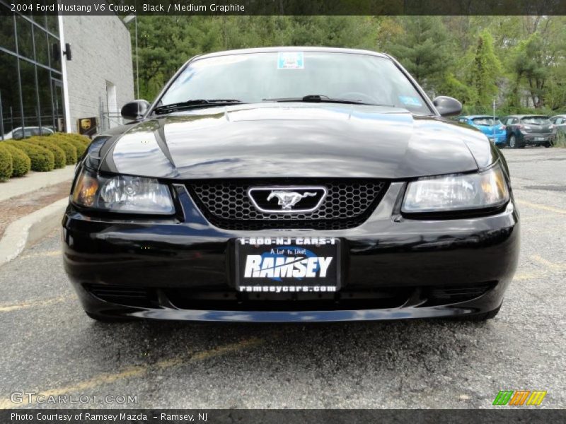 Black / Medium Graphite 2004 Ford Mustang V6 Coupe