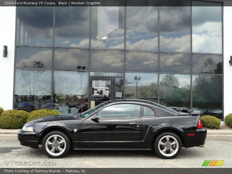 Black / Medium Graphite 2004 Ford Mustang V6 Coupe