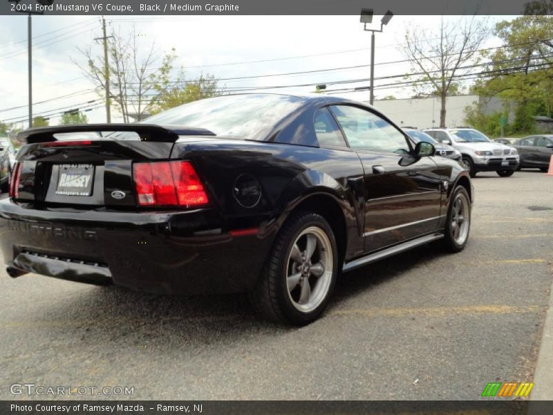 Black / Medium Graphite 2004 Ford Mustang V6 Coupe