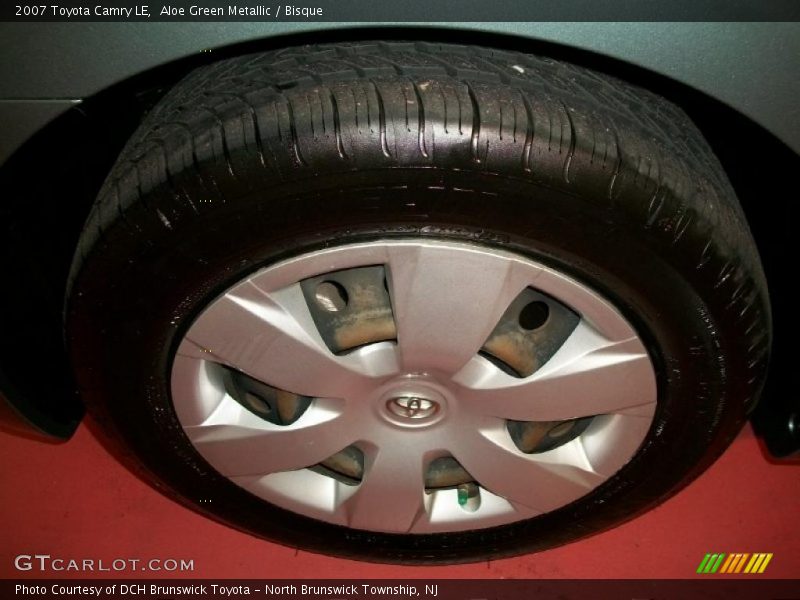 Aloe Green Metallic / Bisque 2007 Toyota Camry LE