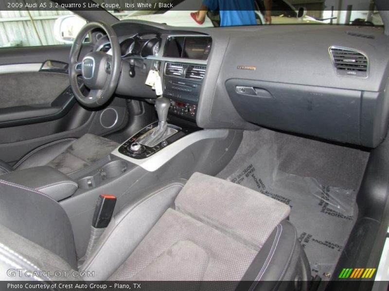 Ibis White / Black 2009 Audi A5 3.2 quattro S Line Coupe