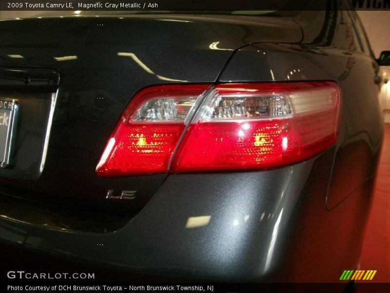 Magnetic Gray Metallic / Ash 2009 Toyota Camry LE