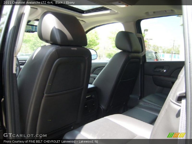 Black / Ebony 2011 Chevrolet Avalanche LTZ 4x4