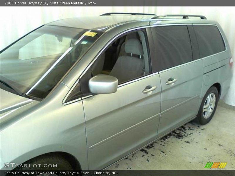 Slate Green Metallic / Ivory 2005 Honda Odyssey EX