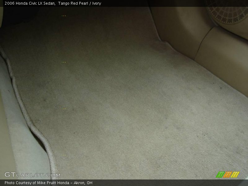 Tango Red Pearl / Ivory 2006 Honda Civic LX Sedan