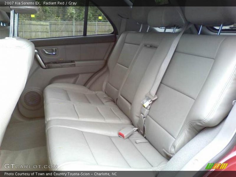 Radiant Red / Gray 2007 Kia Sorento EX