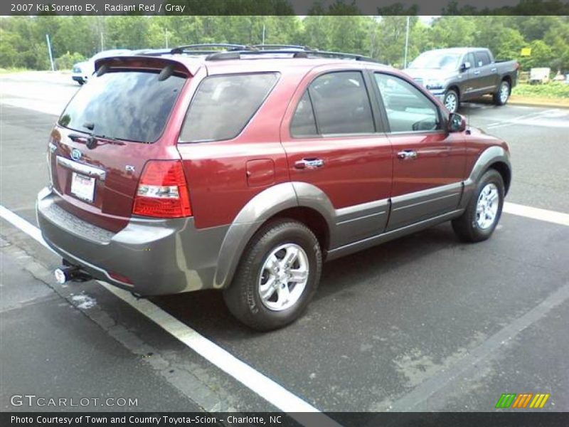 Radiant Red / Gray 2007 Kia Sorento EX