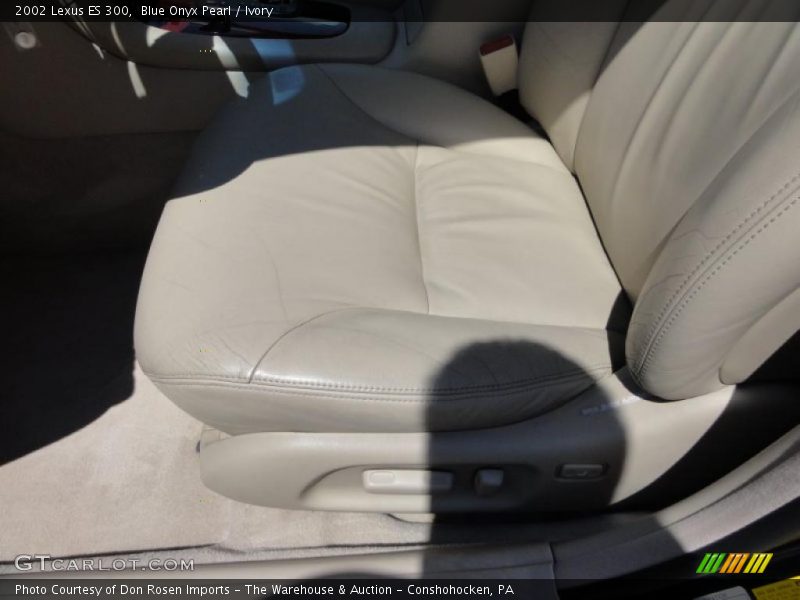 Blue Onyx Pearl / Ivory 2002 Lexus ES 300
