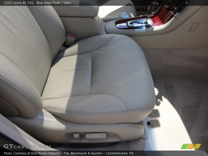 Blue Onyx Pearl / Ivory 2002 Lexus ES 300