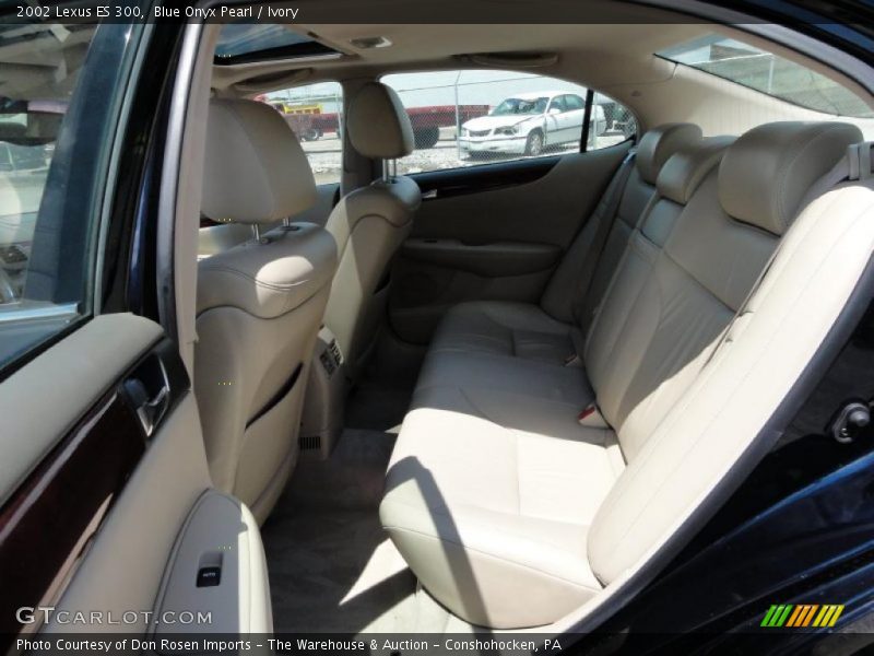 Blue Onyx Pearl / Ivory 2002 Lexus ES 300