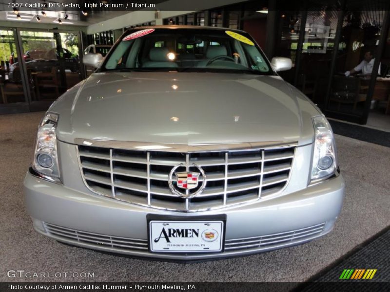 Light Platinum / Titanium 2007 Cadillac DTS Sedan