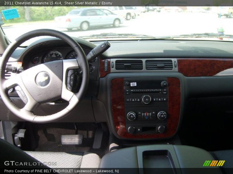 Sheer Silver Metallic / Ebony 2011 Chevrolet Avalanche LS 4x4