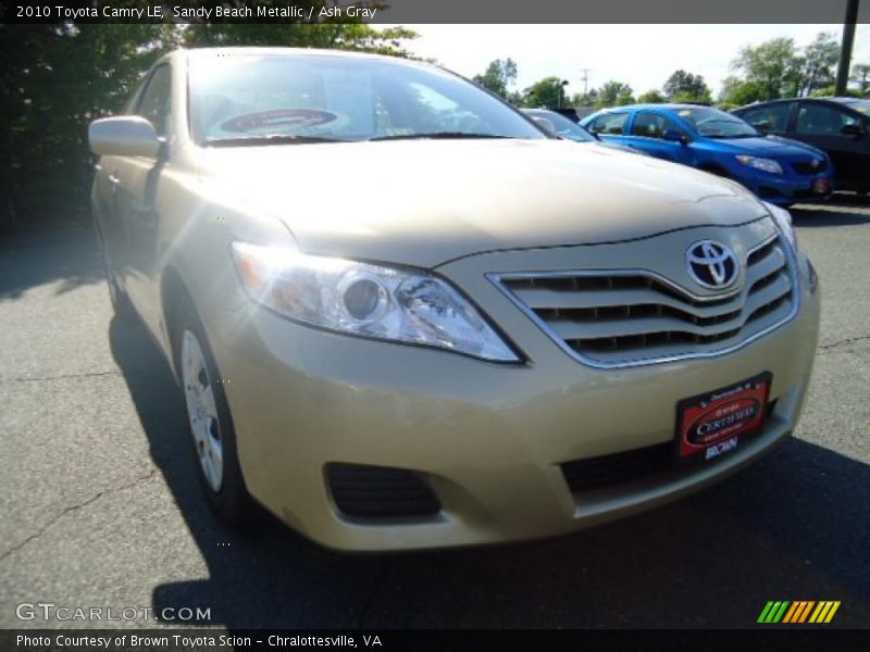 Sandy Beach Metallic / Ash Gray 2010 Toyota Camry LE