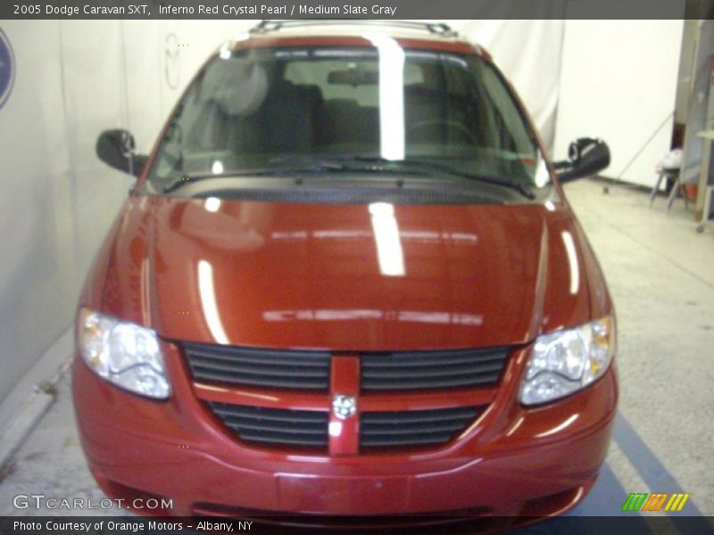 Inferno Red Crystal Pearl / Medium Slate Gray 2005 Dodge Caravan SXT