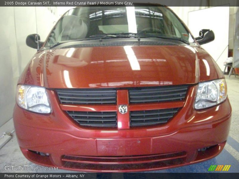Inferno Red Crystal Pearl / Medium Slate Gray 2005 Dodge Caravan SXT