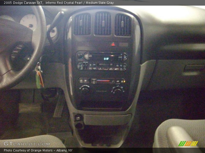 Inferno Red Crystal Pearl / Medium Slate Gray 2005 Dodge Caravan SXT