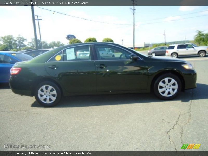 Aloe Green Metallic / Ash Gray 2010 Toyota Camry LE