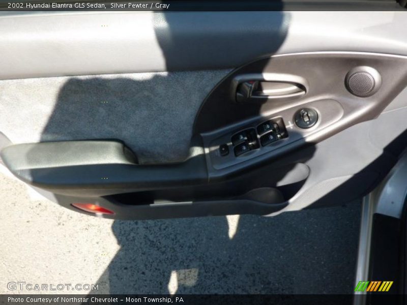 Silver Pewter / Gray 2002 Hyundai Elantra GLS Sedan