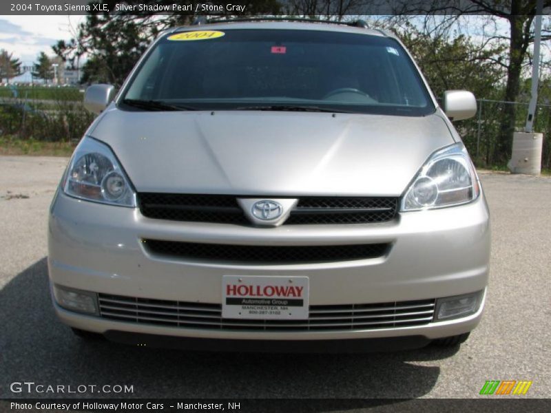 Silver Shadow Pearl / Stone Gray 2004 Toyota Sienna XLE
