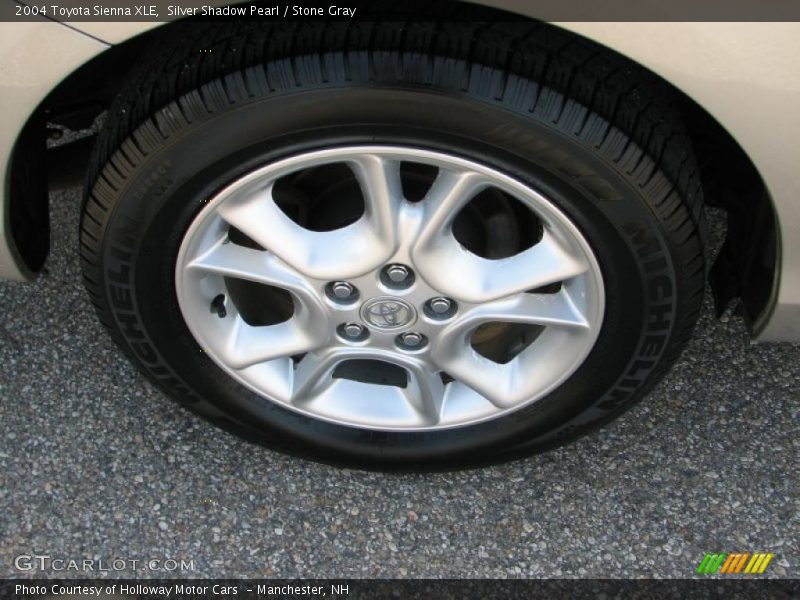 Silver Shadow Pearl / Stone Gray 2004 Toyota Sienna XLE
