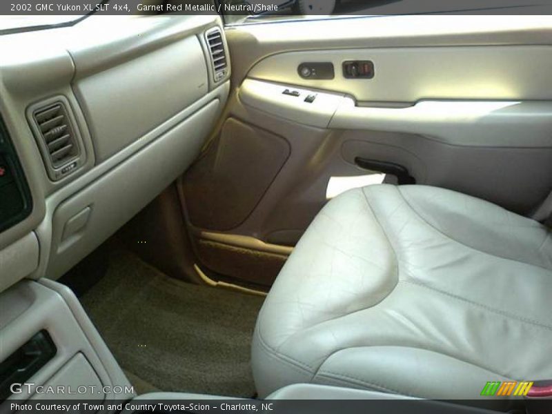 Garnet Red Metallic / Neutral/Shale 2002 GMC Yukon XL SLT 4x4