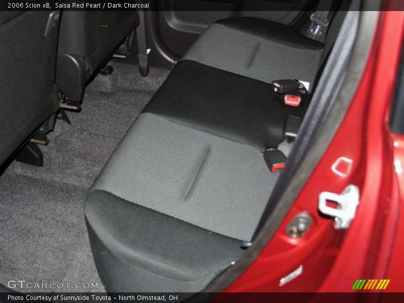 Salsa Red Pearl / Dark Charcoal 2006 Scion xB