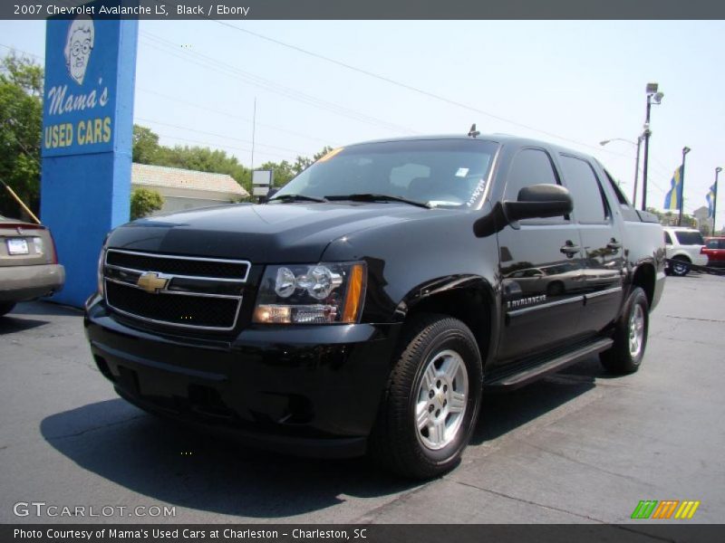 Black / Ebony 2007 Chevrolet Avalanche LS