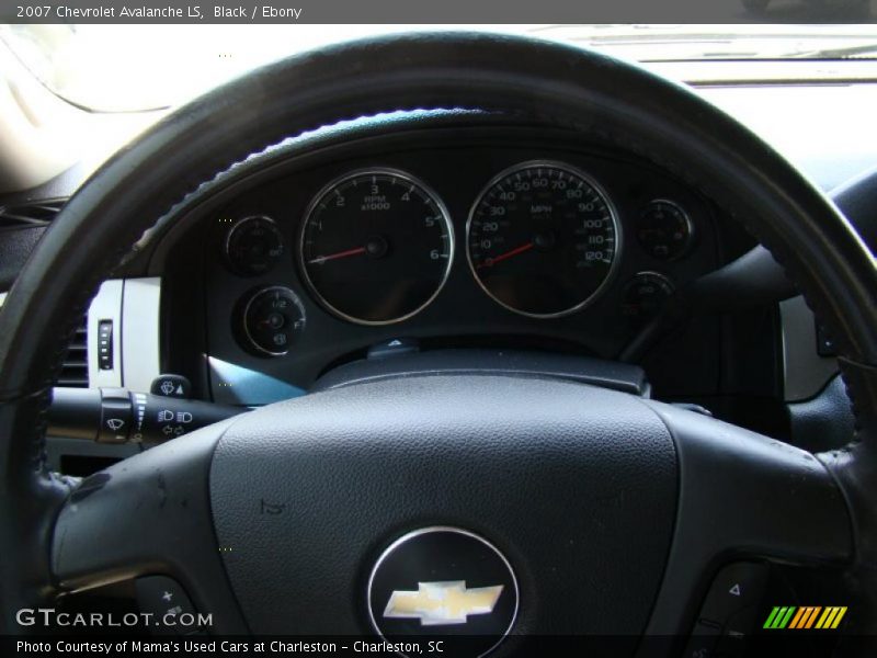 Black / Ebony 2007 Chevrolet Avalanche LS