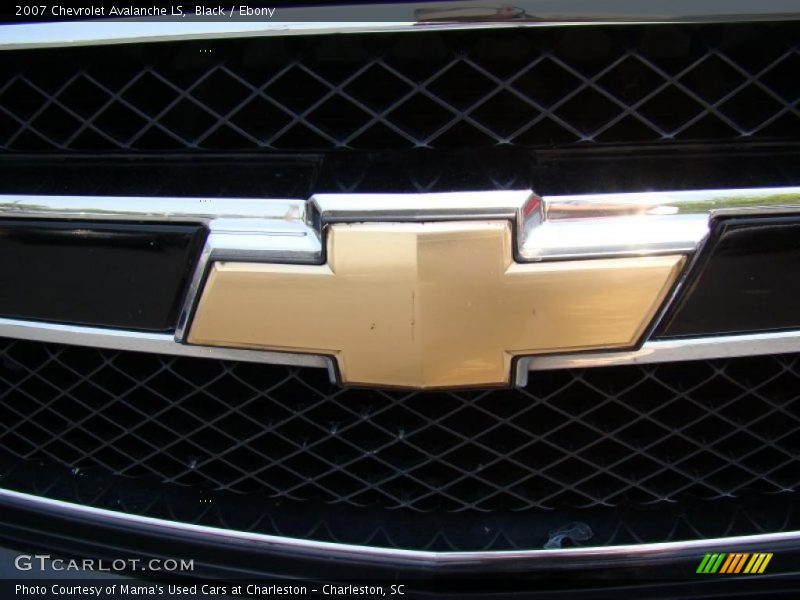 Black / Ebony 2007 Chevrolet Avalanche LS