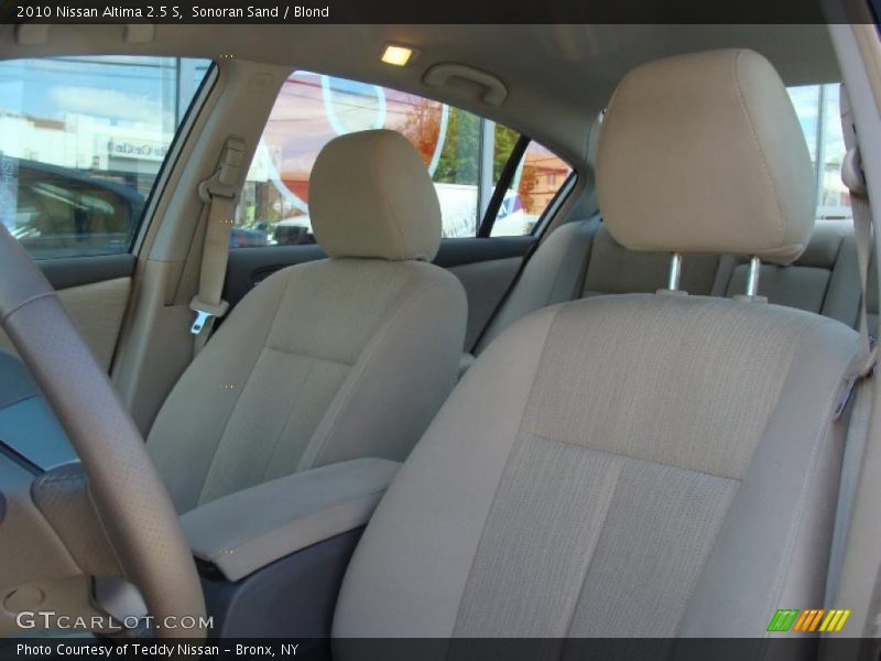 Sonoran Sand / Blond 2010 Nissan Altima 2.5 S