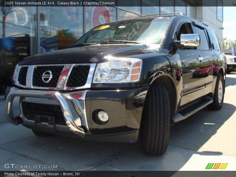 Galaxy Black / Graphite/Titanium 2005 Nissan Armada LE 4x4
