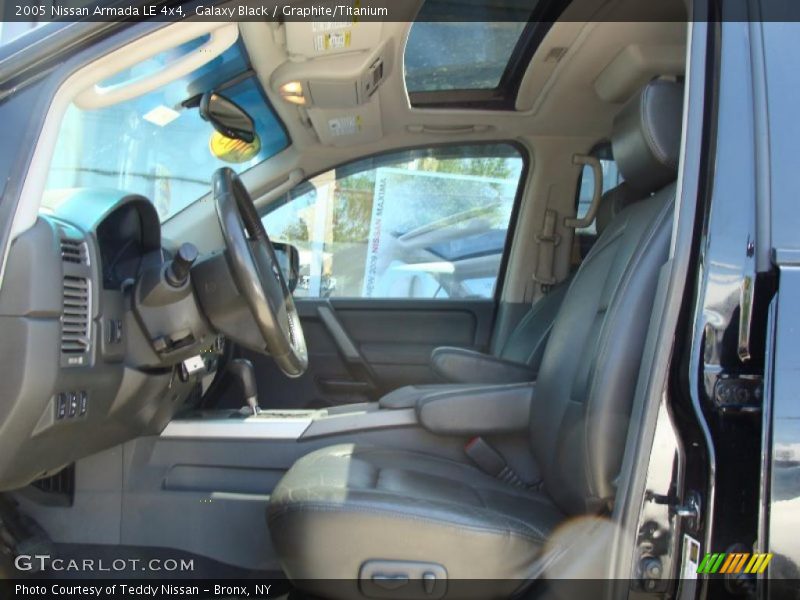 Galaxy Black / Graphite/Titanium 2005 Nissan Armada LE 4x4