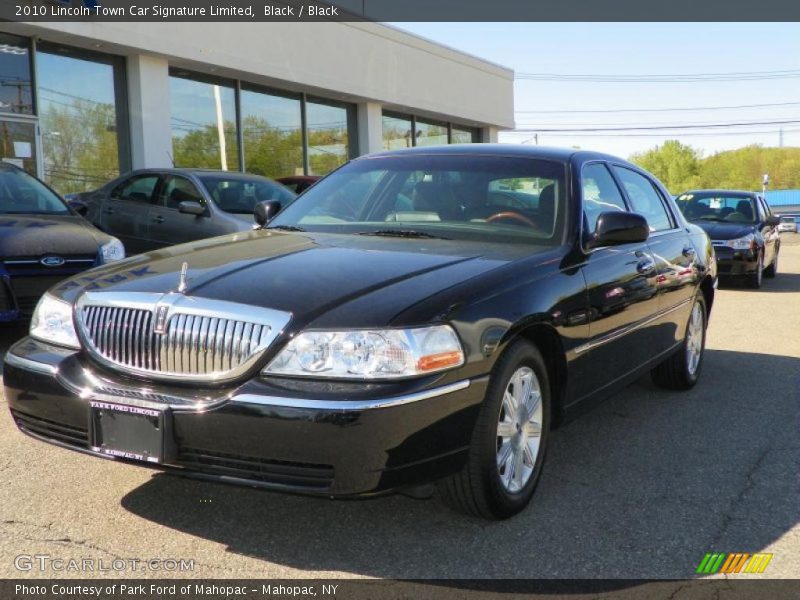  2010 Town Car Signature Limited Black