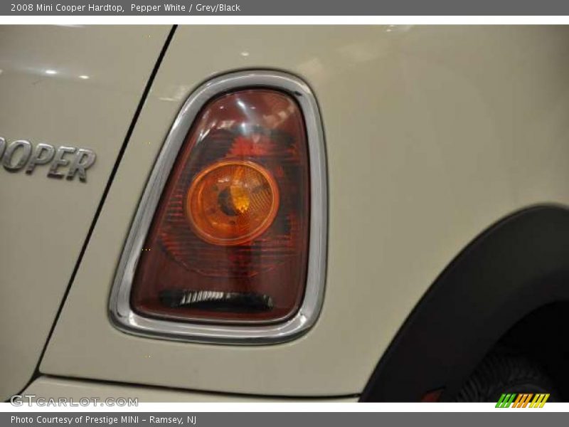 Pepper White / Grey/Black 2008 Mini Cooper Hardtop