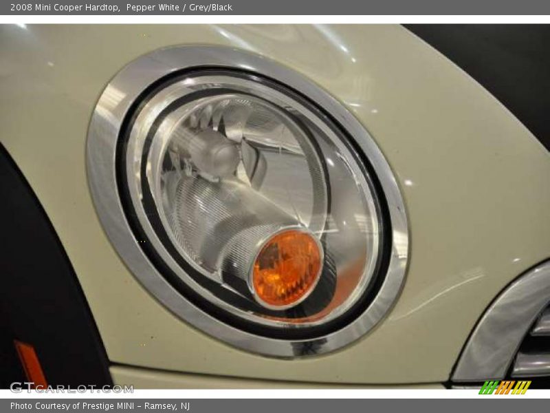 Pepper White / Grey/Black 2008 Mini Cooper Hardtop