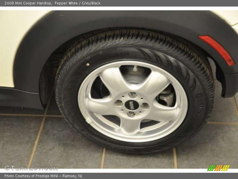 Pepper White / Grey/Black 2008 Mini Cooper Hardtop