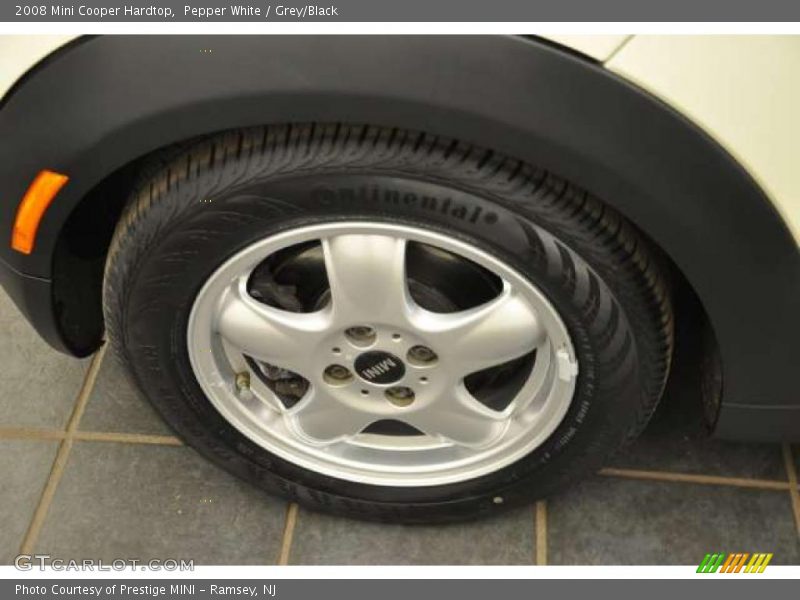 Pepper White / Grey/Black 2008 Mini Cooper Hardtop