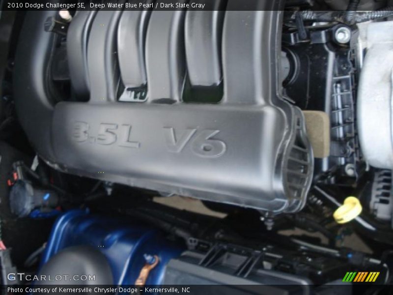 Deep Water Blue Pearl / Dark Slate Gray 2010 Dodge Challenger SE