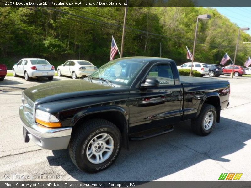 Front 3/4 View of 2004 Dakota SLT Regular Cab 4x4
